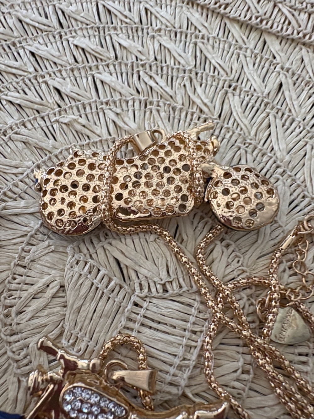 3 Necklaces with Betsey Johnson tags - Picture 5 of 7
